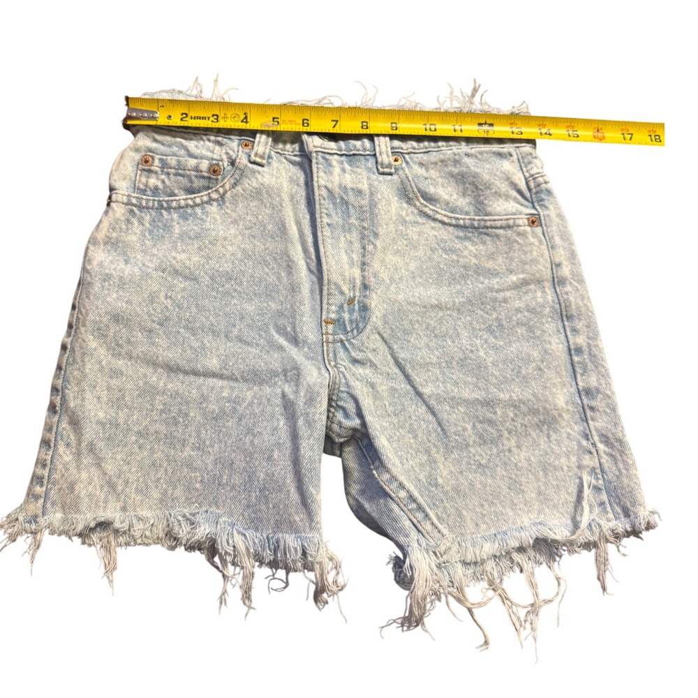 VINTAGE made in‎ US Levi Acid Wash Denim Cutoff Jean Shorts Distressed Frayed 29 - Picture 2 of 6